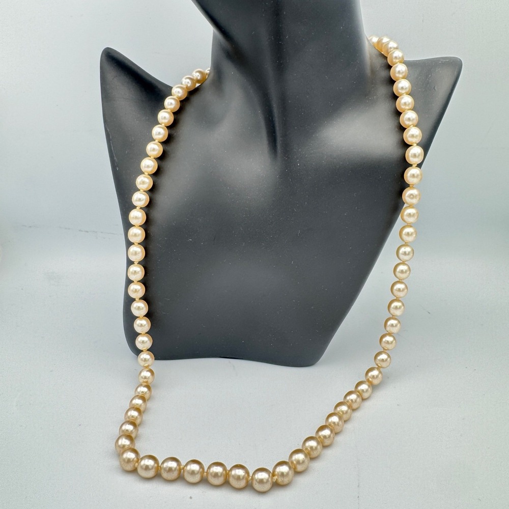 Vintage Faux Pearl Hand Knotted Necklace Champagne Cream Barrel Clasp 24 in 8mm - Picture 2 of 6